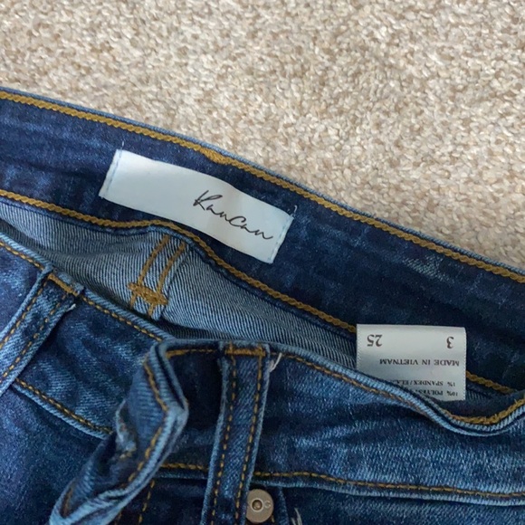 High waist mild distress jeans - Picture 3 of 3